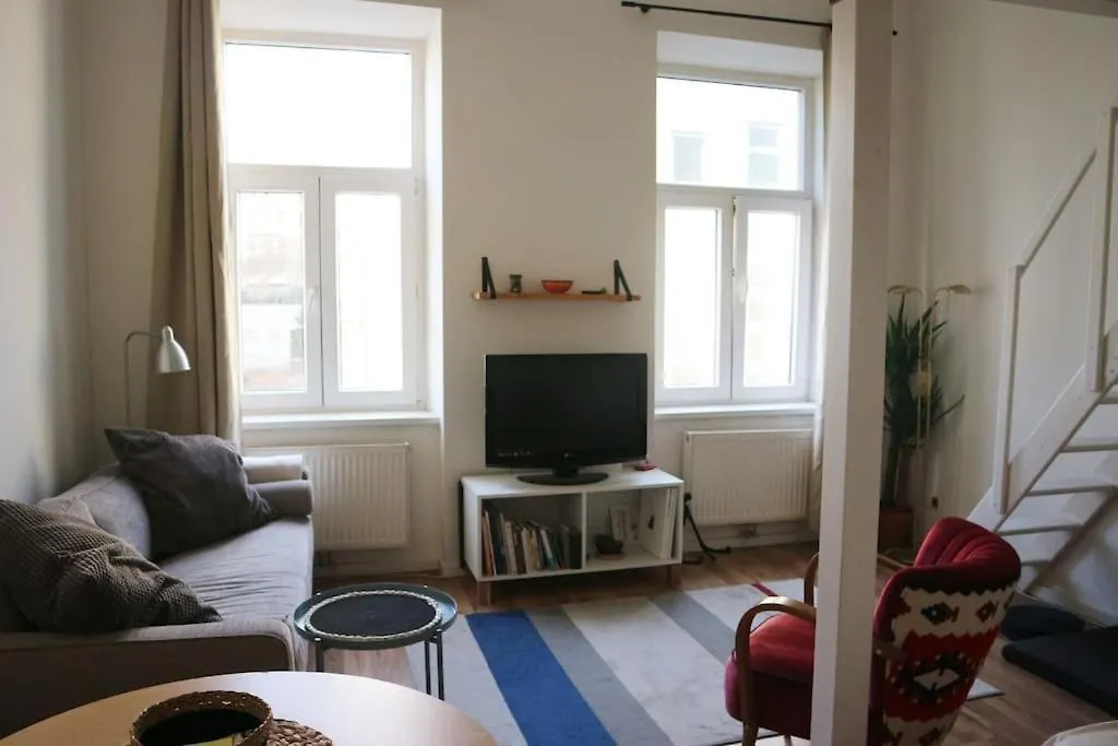 Contacts de The Home-Heim